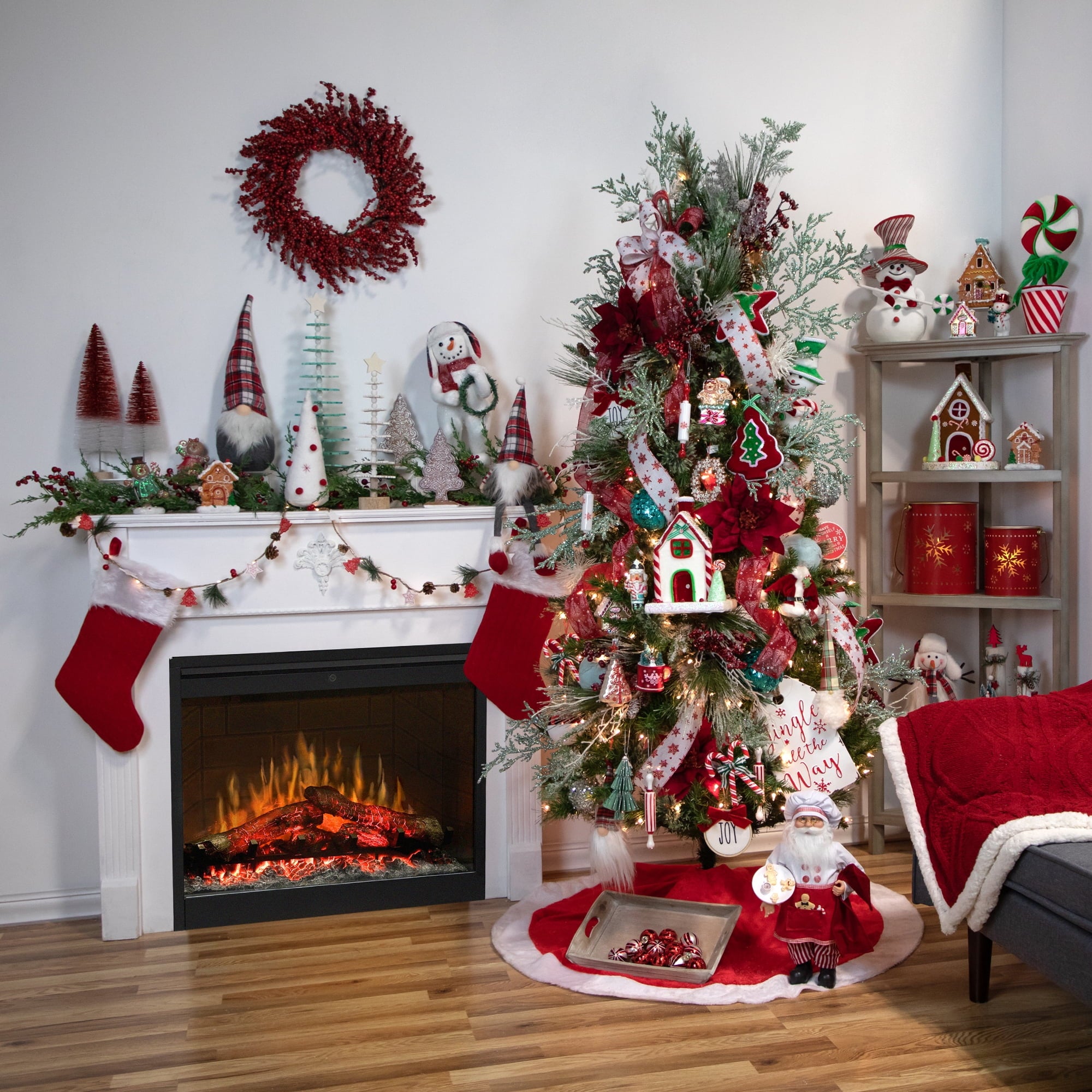 Northlight Green Berry Artificial Christmas Garland 60"