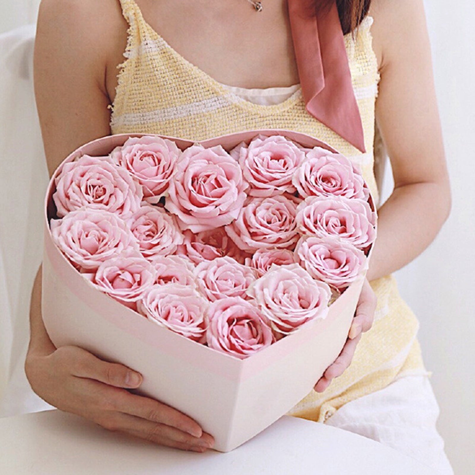 Farfi 2Pcs/Set Flower Box Heart Shaped Hot Stamping Paper Florist Packaging Rose Gift Case for Party (Black)