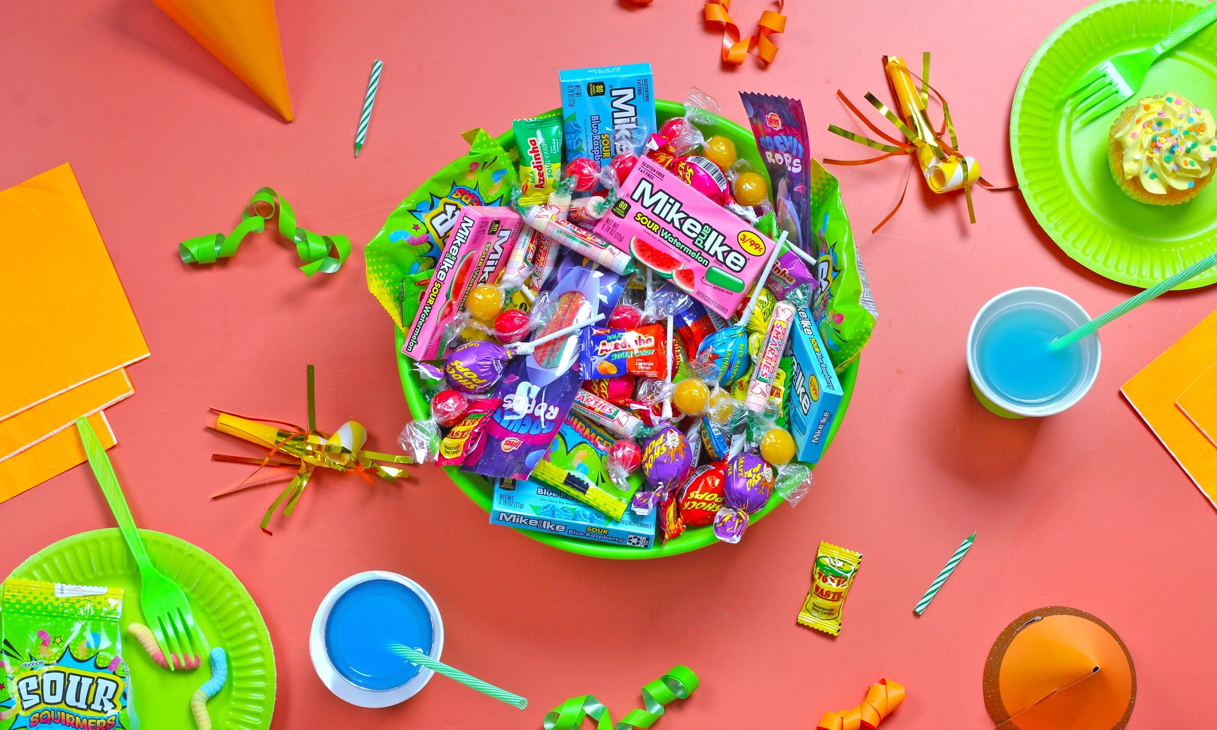 Sour Candy - Halloween Variety Pack - Bulk Candies - 2 Pounds - Assorted Parade Bag - Lalees - Party Favors for Kids