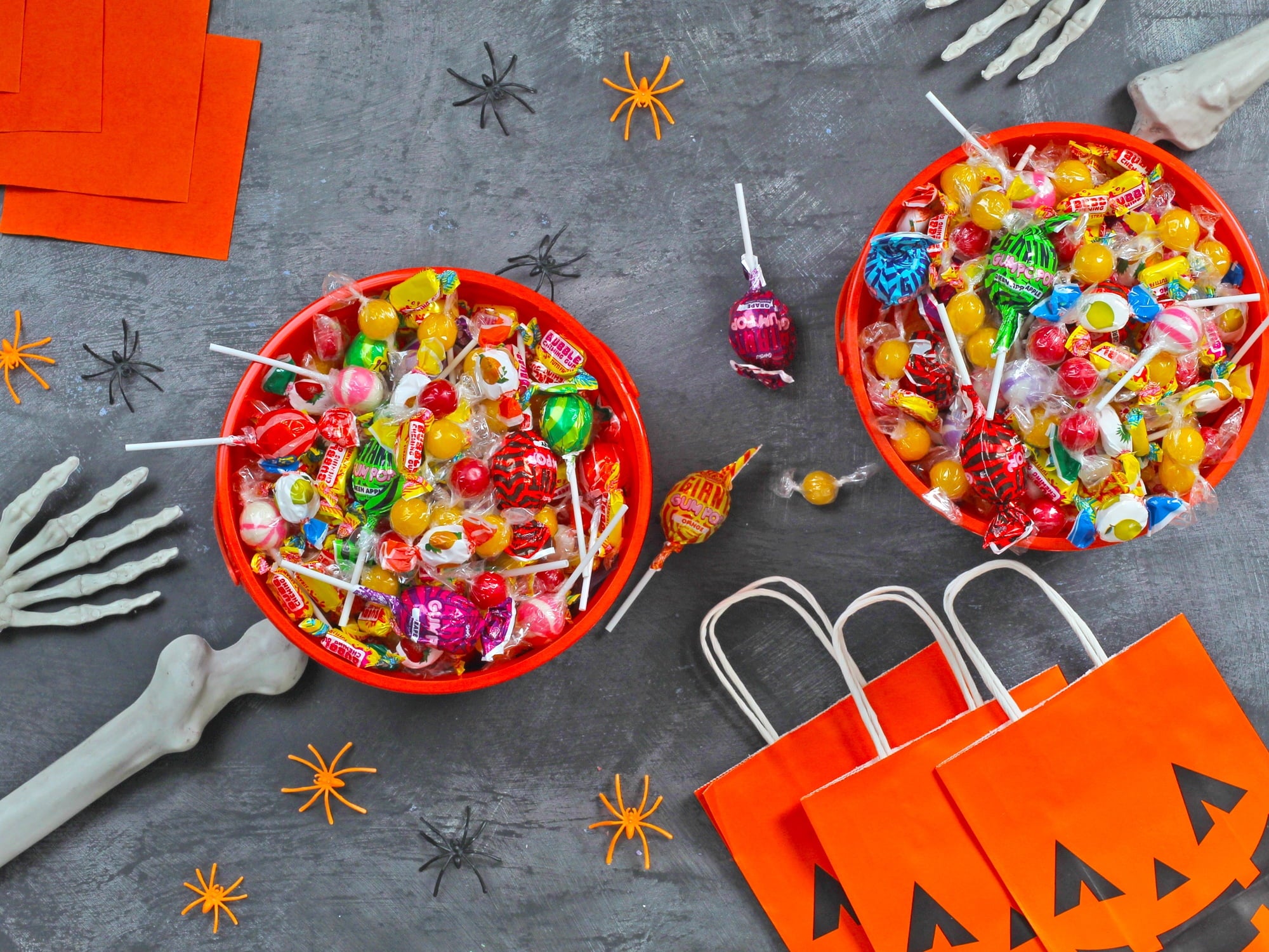 Pinata Candy - Halloween Bulk Fiesta Mix - 7 Pounds - Goodie Bag Party Filler - Assorted Candies - Dooboe