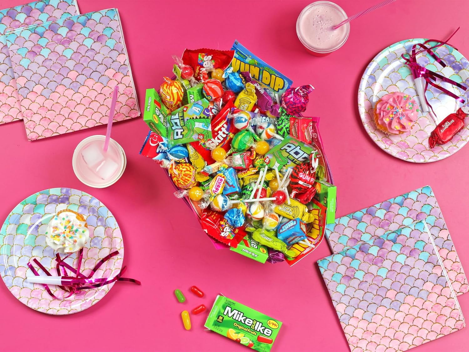 Halloween Candy Variety Pack - Bulk Candy - 4 Pounds - Assorted Parade Candies - Pinata Stuffers - Party Mix