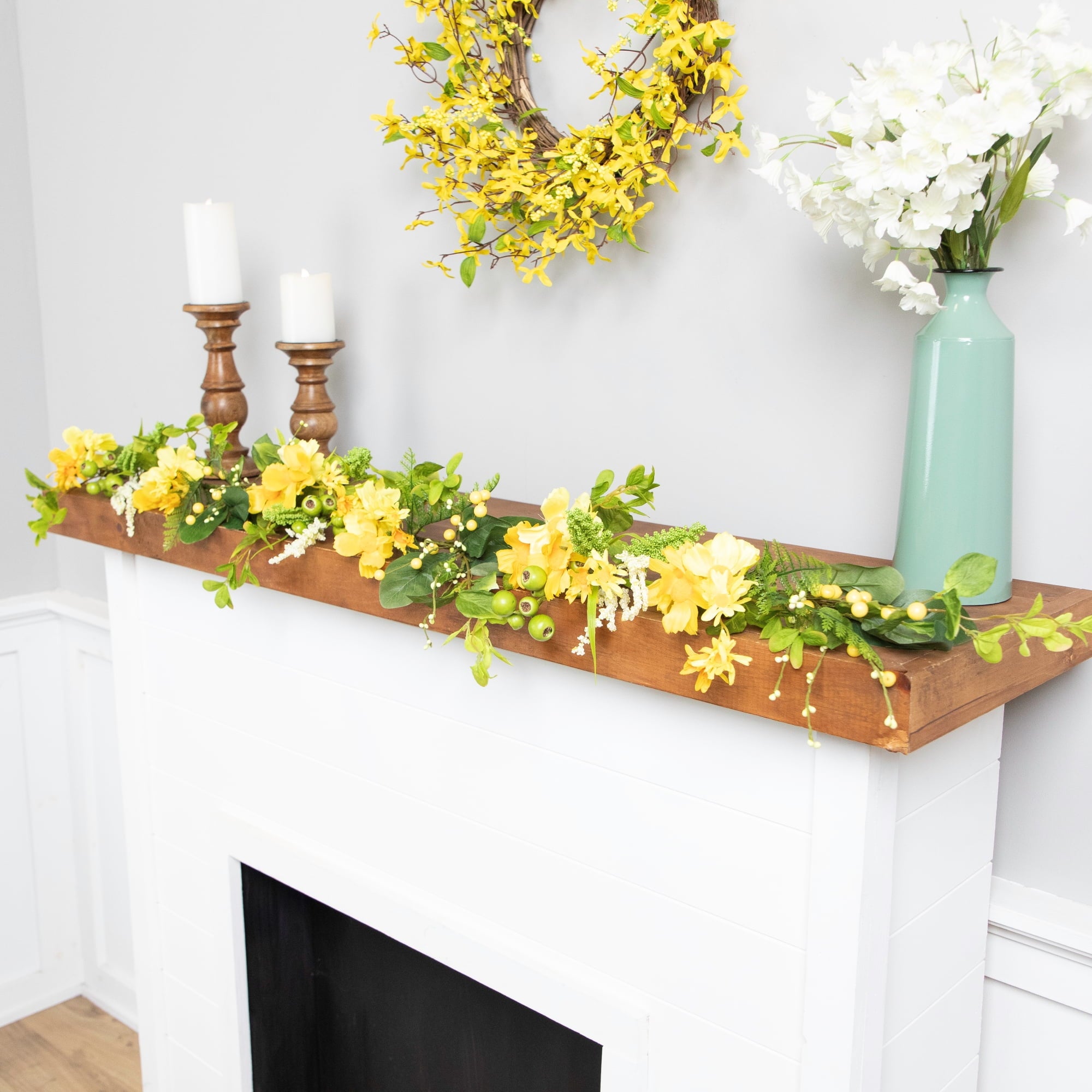 Northlight 5' Yellow Daisy and Berry Floral Spring Garland