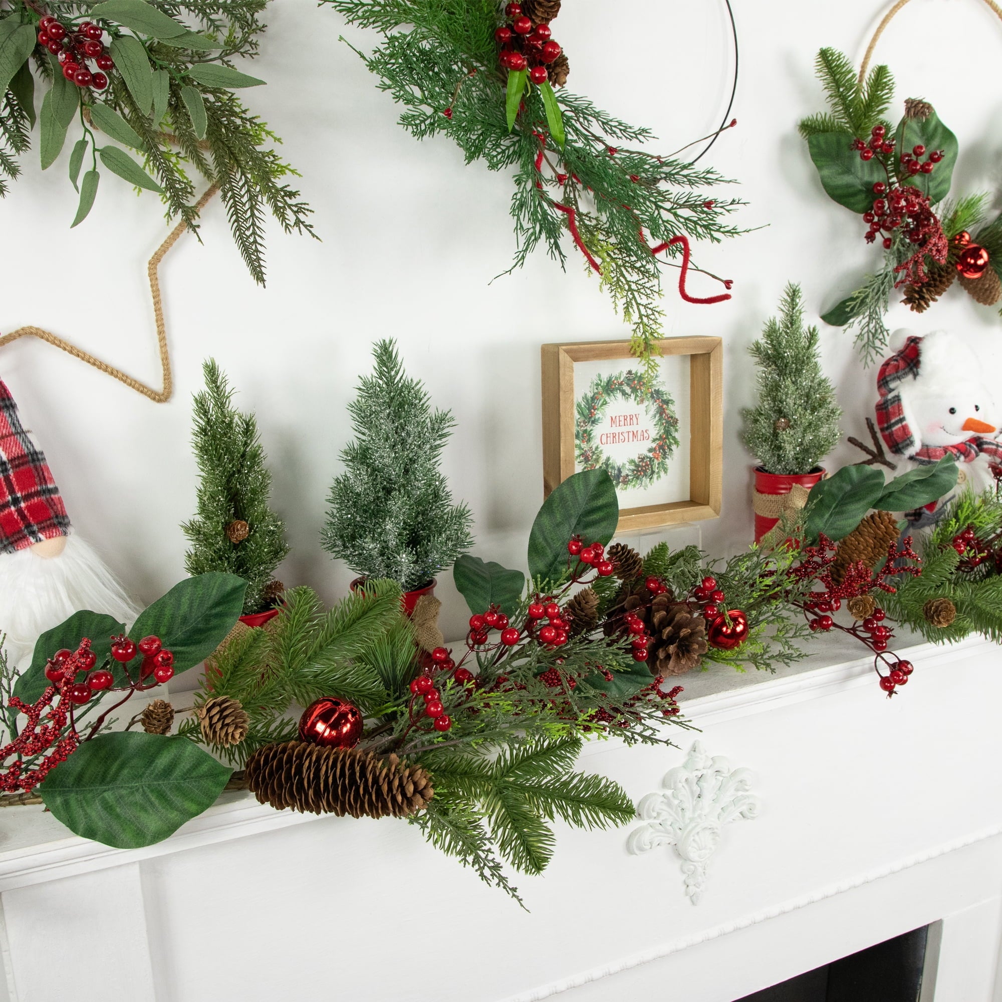 Pinecones and Berries Artificial Christmas Garland - 6' x 8" - Unlit