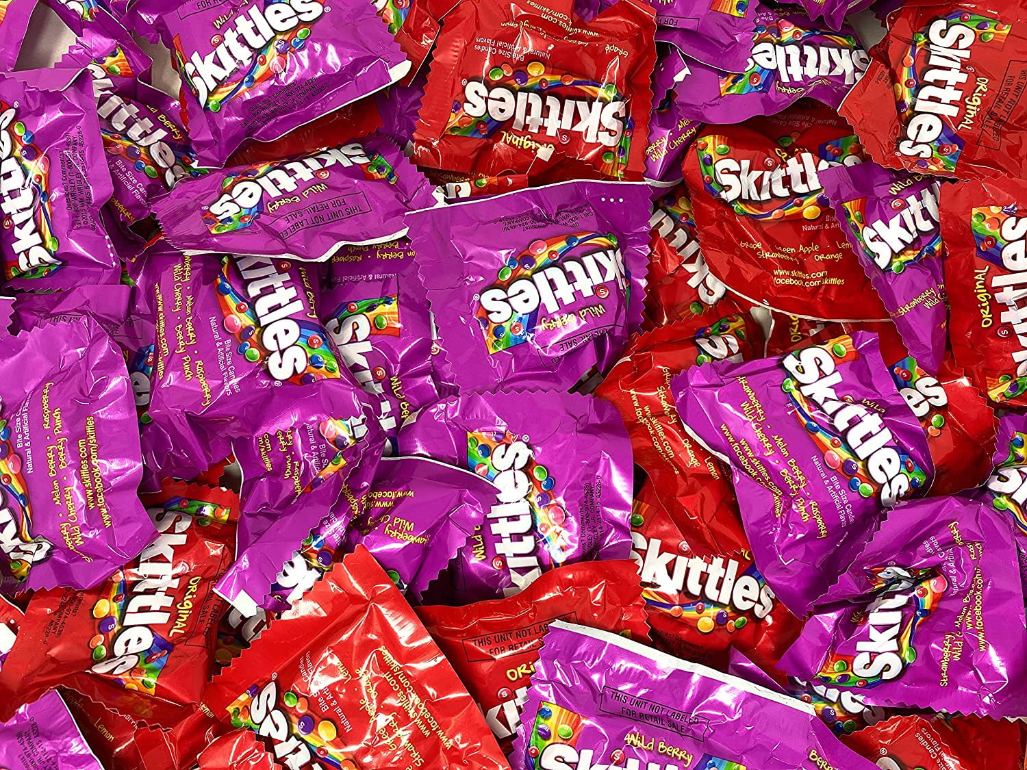 Assortit Skittles Wild Berry & Original Candy Assortment, Bite Size, 80+ Packs, 3Lb