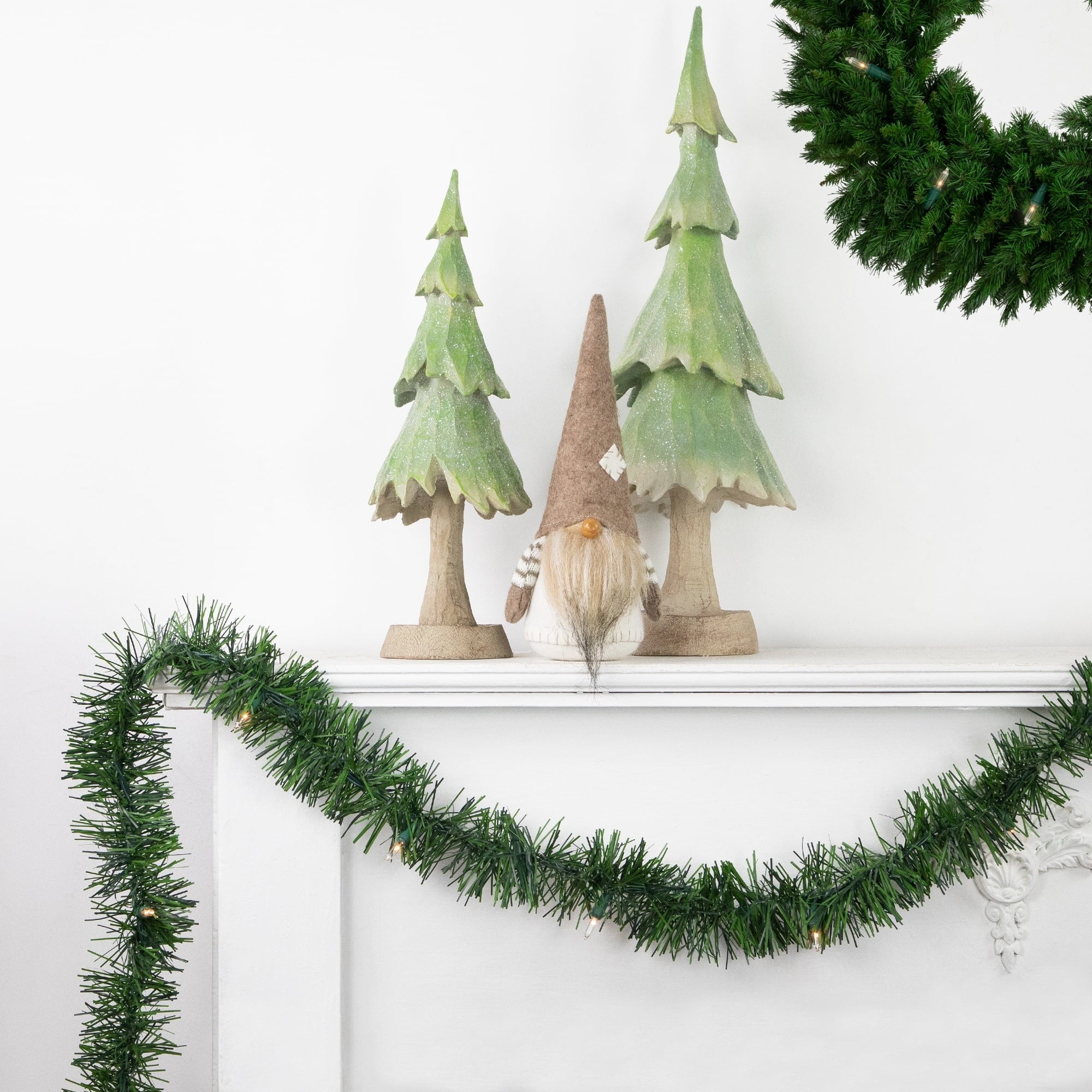Northlight 18' Pre-Lit Pine Two-tone Artificial Christmas Garland - Clear Lights