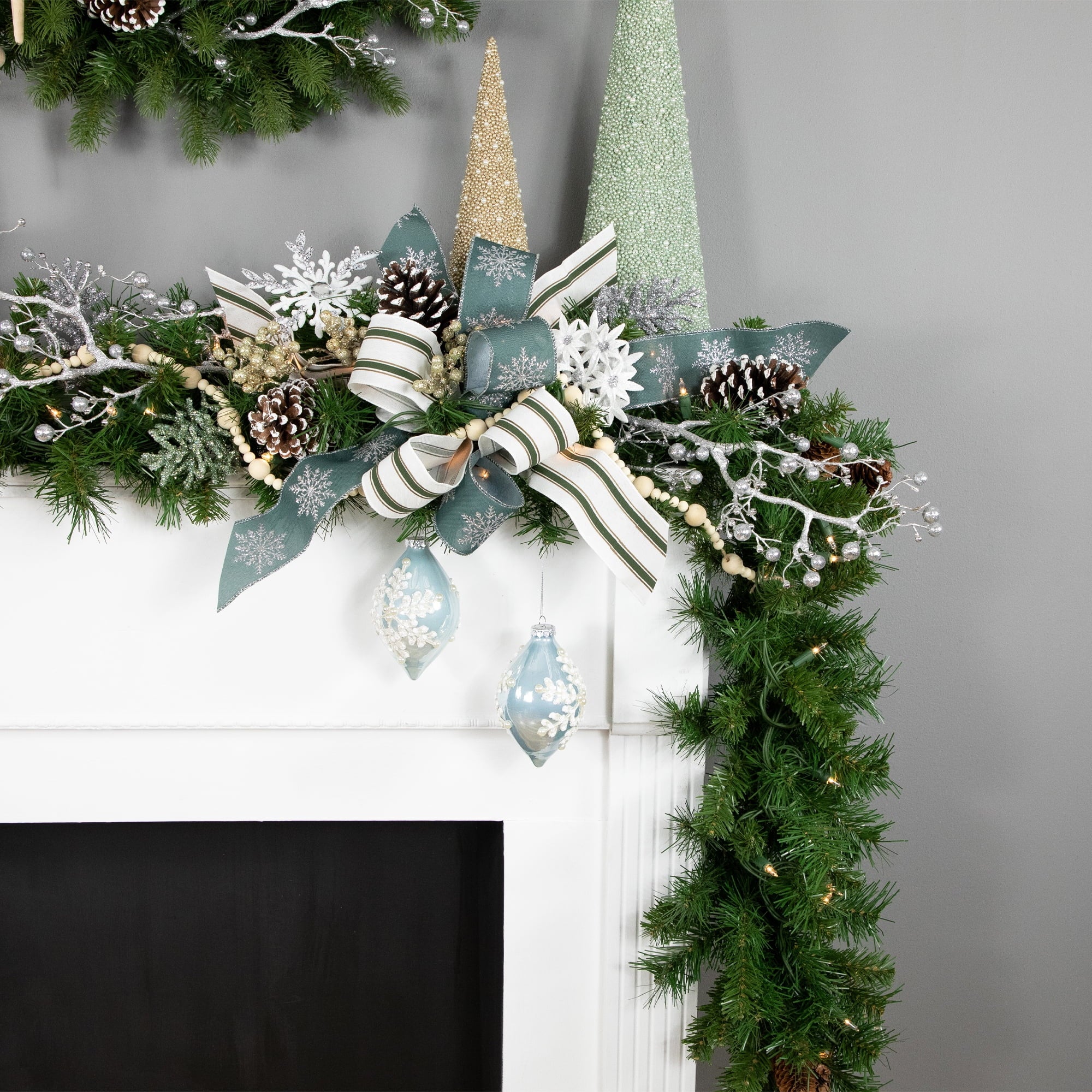 Northlight 9' x 14" Prelit Dakota Red Pine Artificial Christmas Garland - Clear Lights