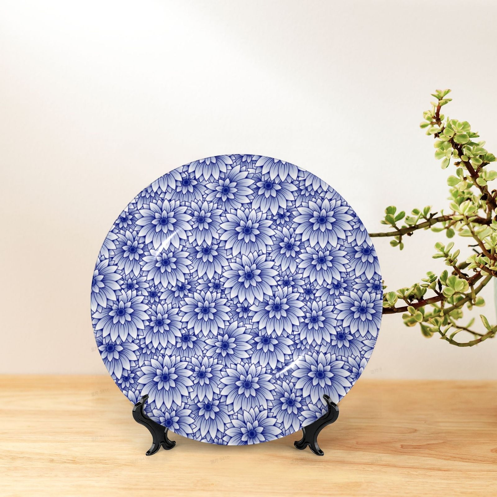 Cauagu Blue And White Flowers Print Bone China Decorative Plate, Wall Mount Plate Holiday Decor Decorative Ceramic Plates with Stand Elegant Household Plates Decorative-6in