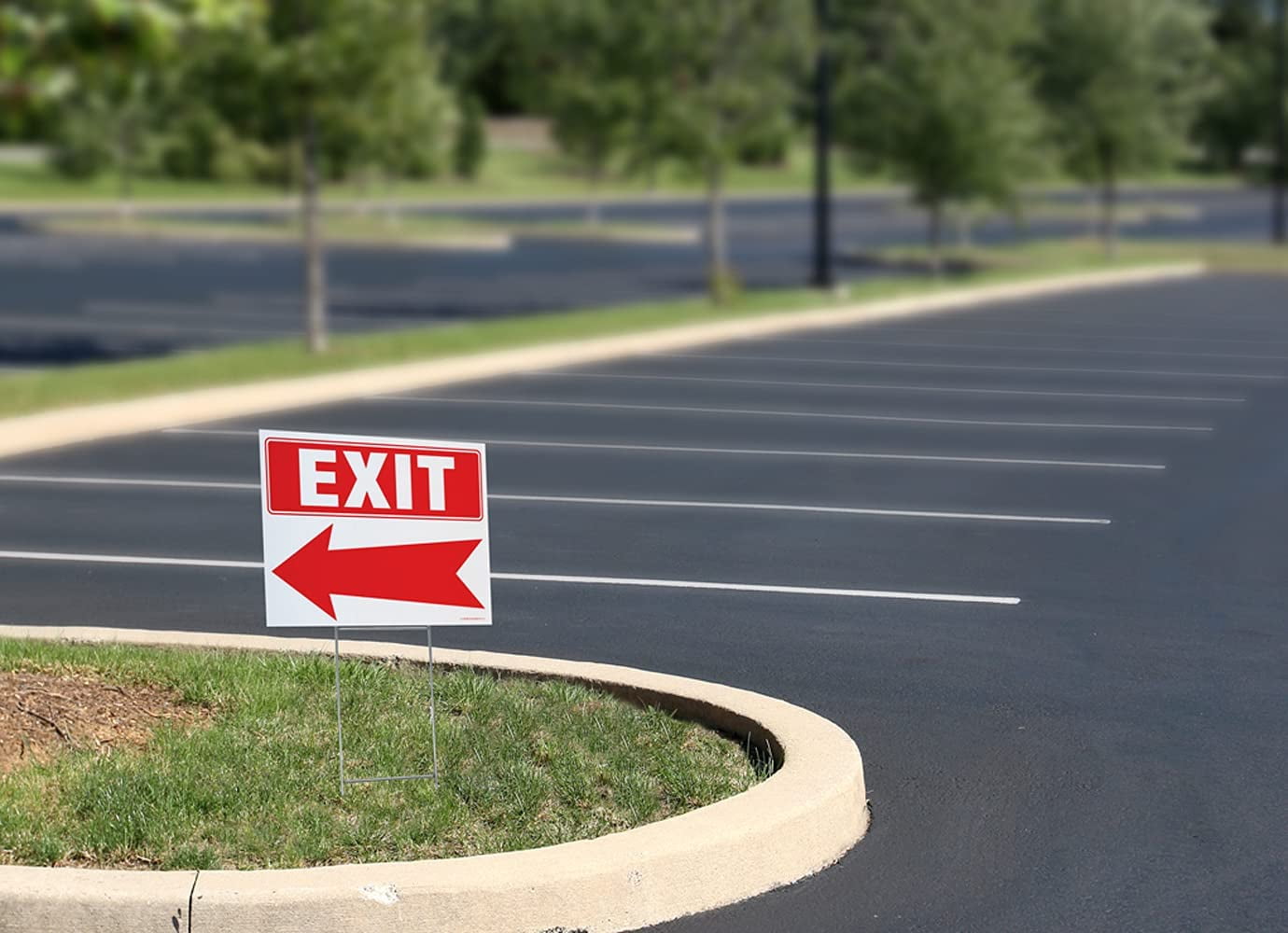 Enter/Exit Arrow Yard Sign Complete Kit Includes Sturdy Sign Stake - Durable Outdoor Double Sided 18x24 Arrow Sign with Extra Tall 10x30 Stake (Mixed Pack, Exit/Enter)