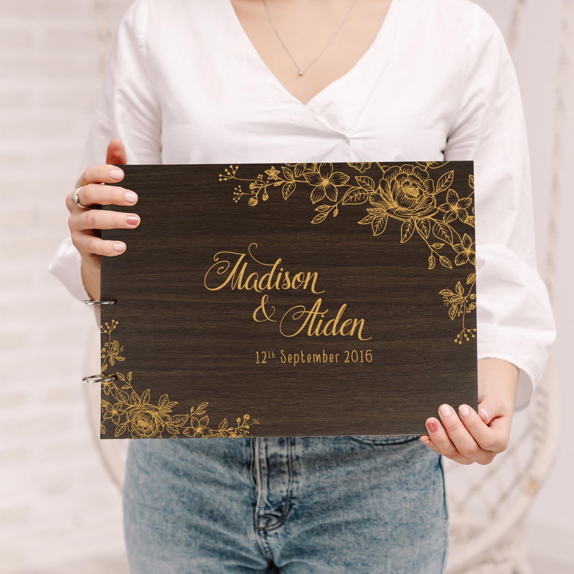 Darling Souvenir Personalized Engraved Laser Cut Wedding Guest Book Wooden Cover Sign-in Book Registry Guestbook Scrapbook-N8