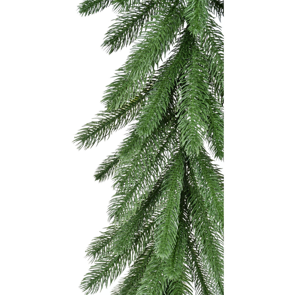 Fraser Hill Farm 9-Ft. Green Fir Garland, No Lights | Festive Christmas Holiday Decor for Fireplace Mantel, Stairway, Console Table | FFGF108GL-0GR