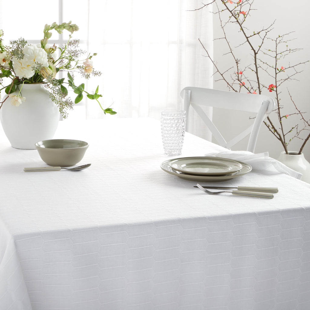 Martha Stewart Honeycomb Modern Farmhouse Fabric Tablecloth, White, 60"x120"