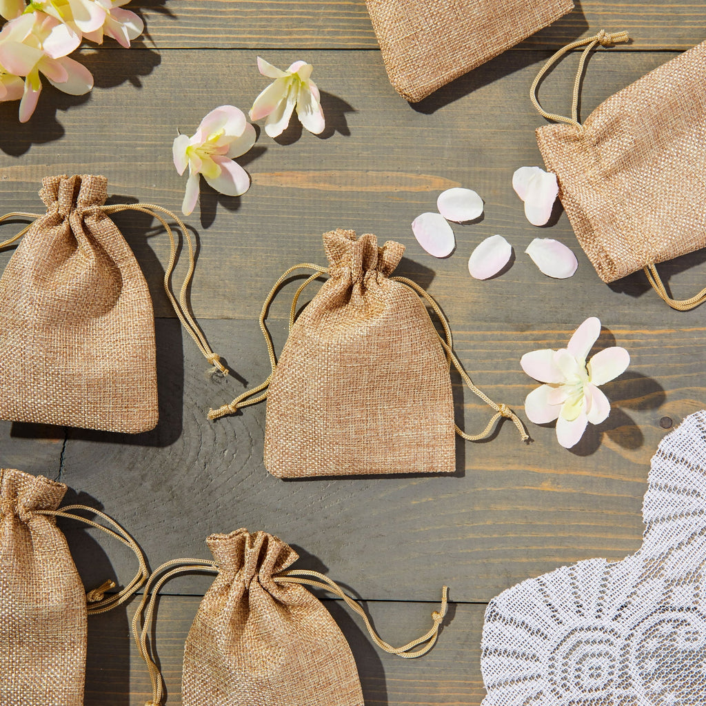 100 Pack Burlap Drawstring Pouch for Jewelry, Party Favors, Arts and Crafts, Natural Brown, 3.7 x 5.5 in