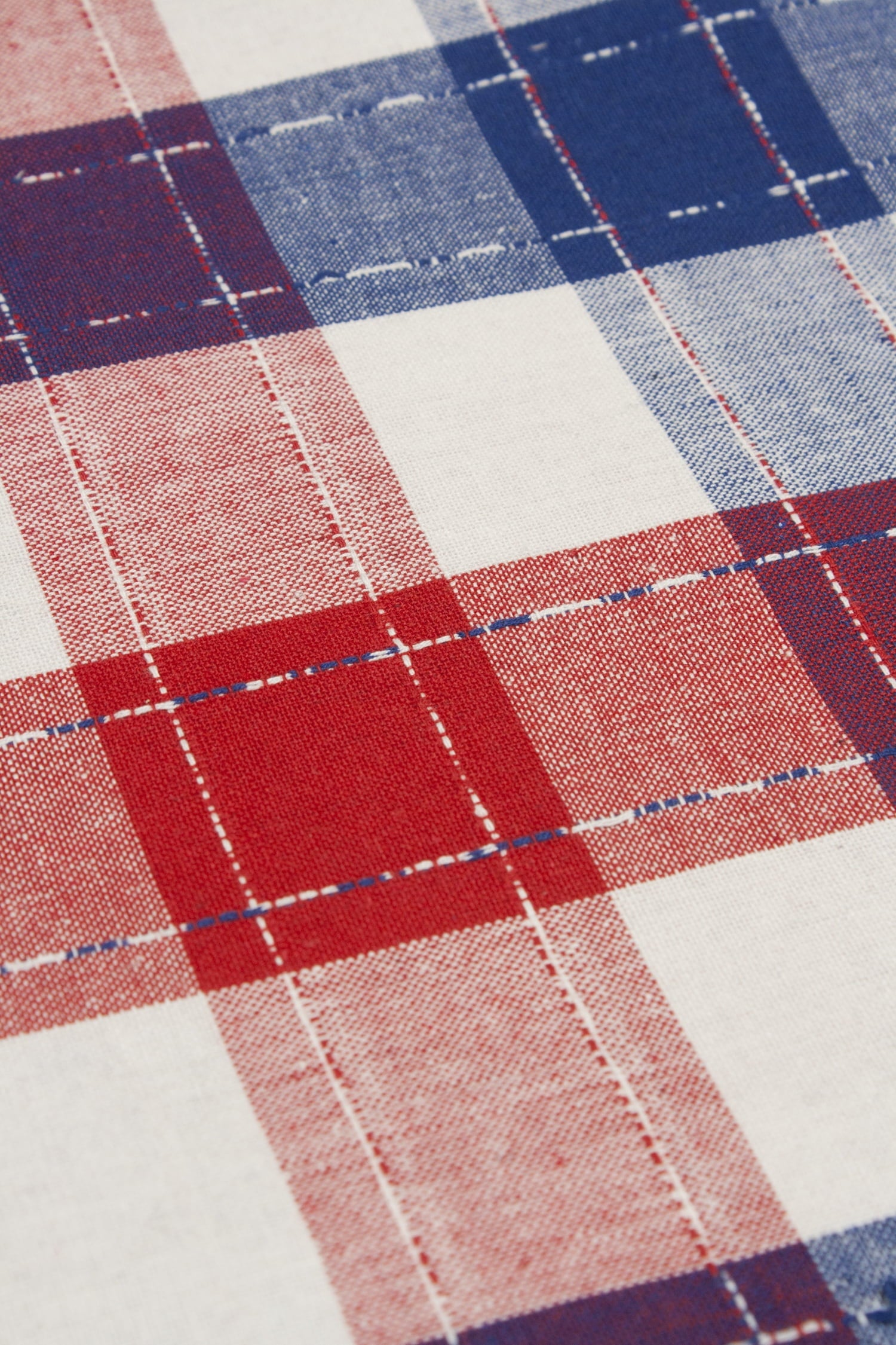 Lintex Linens Americana Plaid 100% Cotton Tablecloth 52"X70"