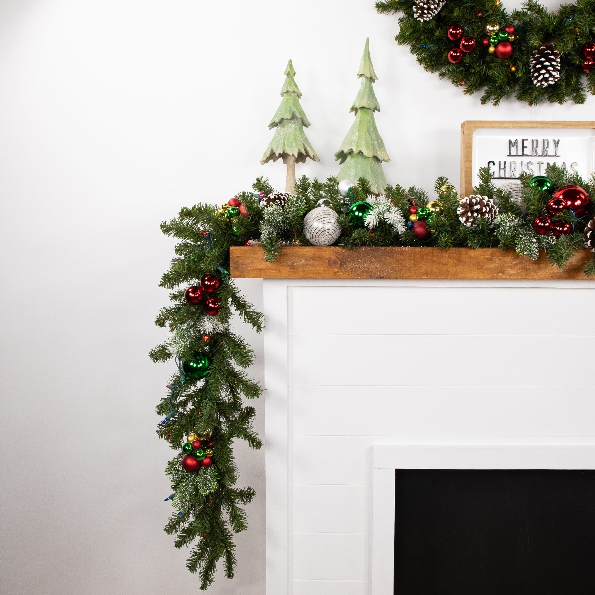 Northlight 9' x 14" Prelit Canadian Green Pine Artificial Christmas Garland - Multi Lights