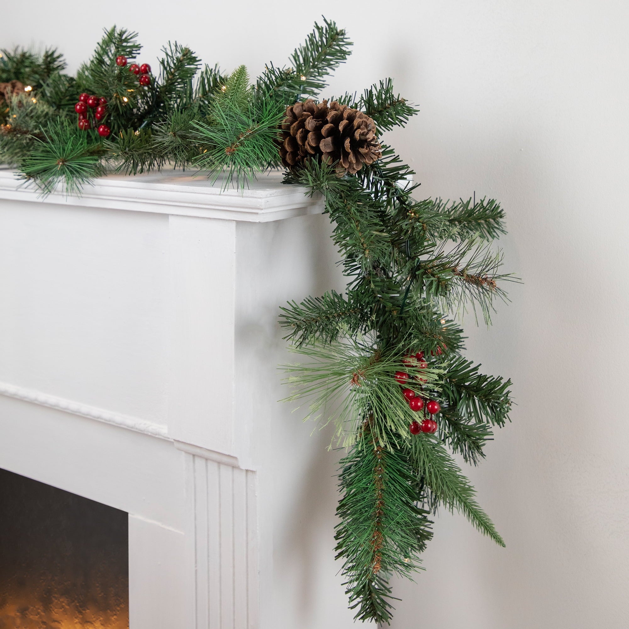 Northlight Pre-Lit Battery Operated Artificial Christmas Garland - 6' x 9" - LED Cool White Lights