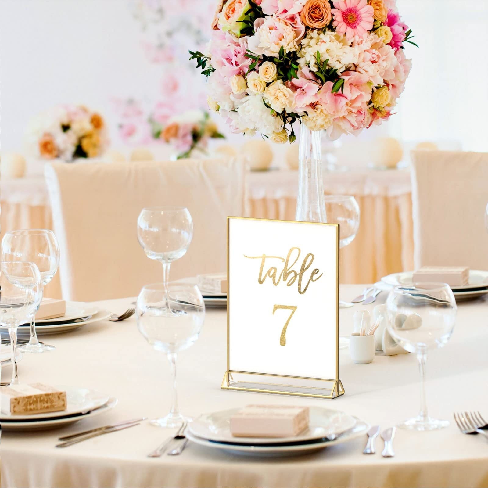 NIUBEE 6 x 4 Clear Acrylic Sign Holder,Gold Frame Double Sided Table Menu Holders Picture Frames, Photos Holder Stand for Wedding Table Number, Restaurant Sign Holder,6Pcs